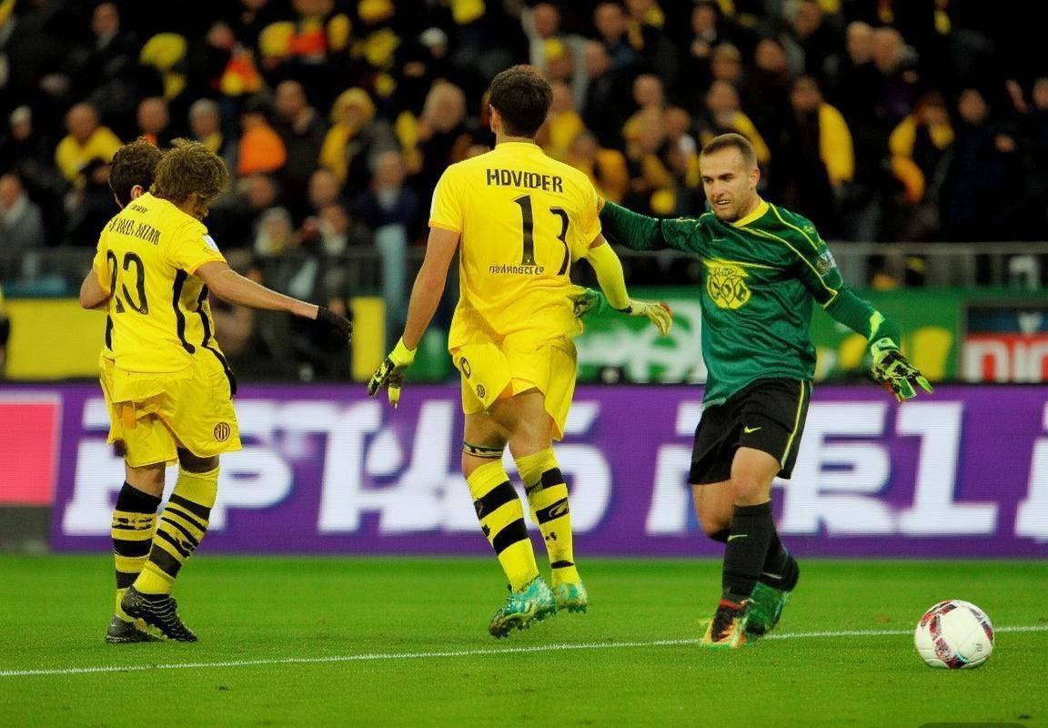 多特蒙德VS布拉格：巅峰对决战术解析与影响展望(图3)