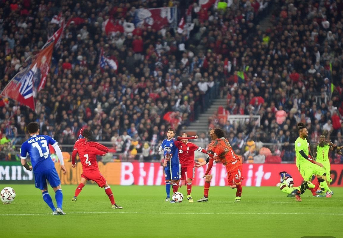 巴黎拜仁欧冠巅峰对决：战术解析与心理博弈