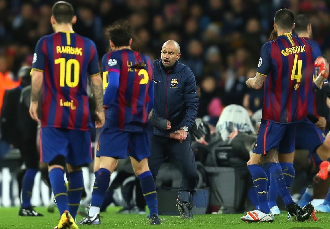 瓜迪奥拉欧冠淘汰赛换人策略解析：时机、角色调整与心理效应(图2)